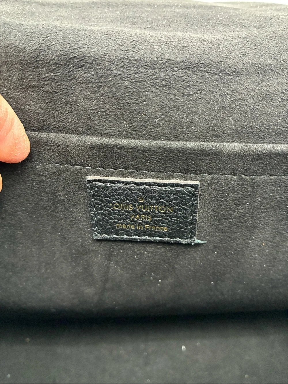 Louis Vuitton Monogram Marignan Black handbag crossbody with COA and LV dustbag